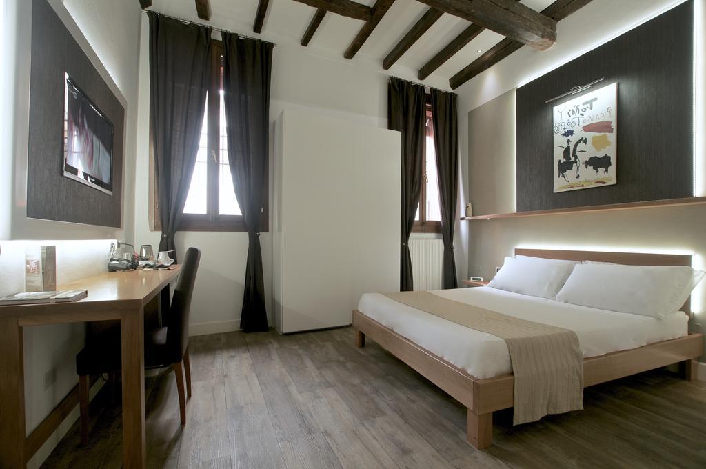 Alkimia Smart Rooms Ferrara Exterior foto