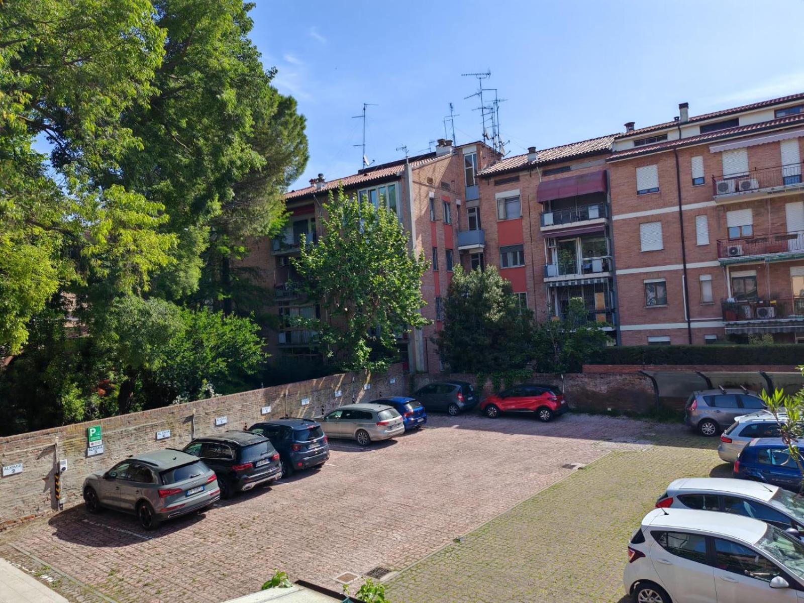Alkimia Smart Rooms Ferrara Exterior foto