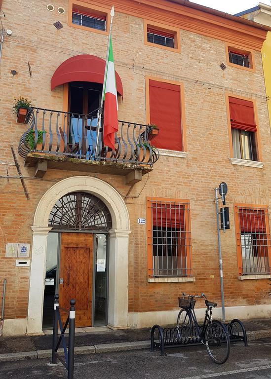 Alkimia Smart Rooms Ferrara Exterior foto