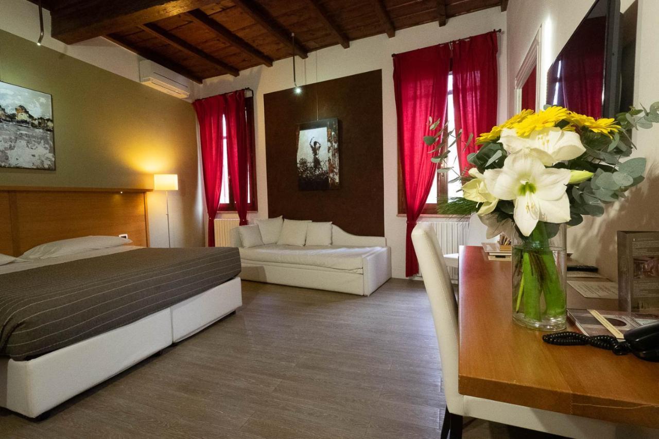 Alkimia Smart Rooms Ferrara Exterior foto