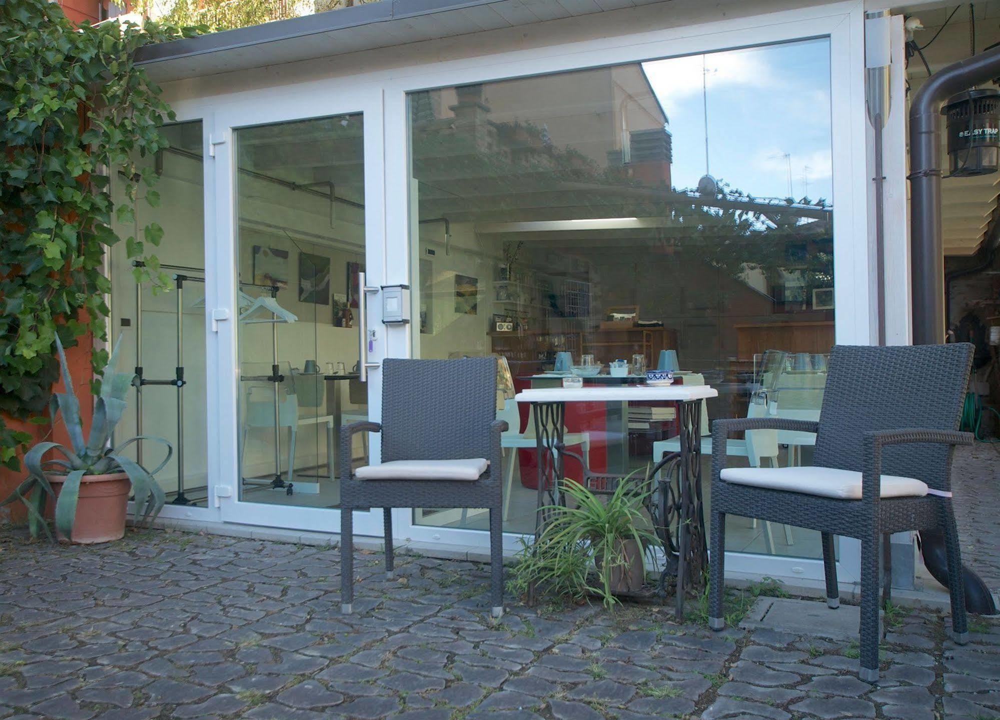 Alkimia Smart Rooms Ferrara Exterior foto