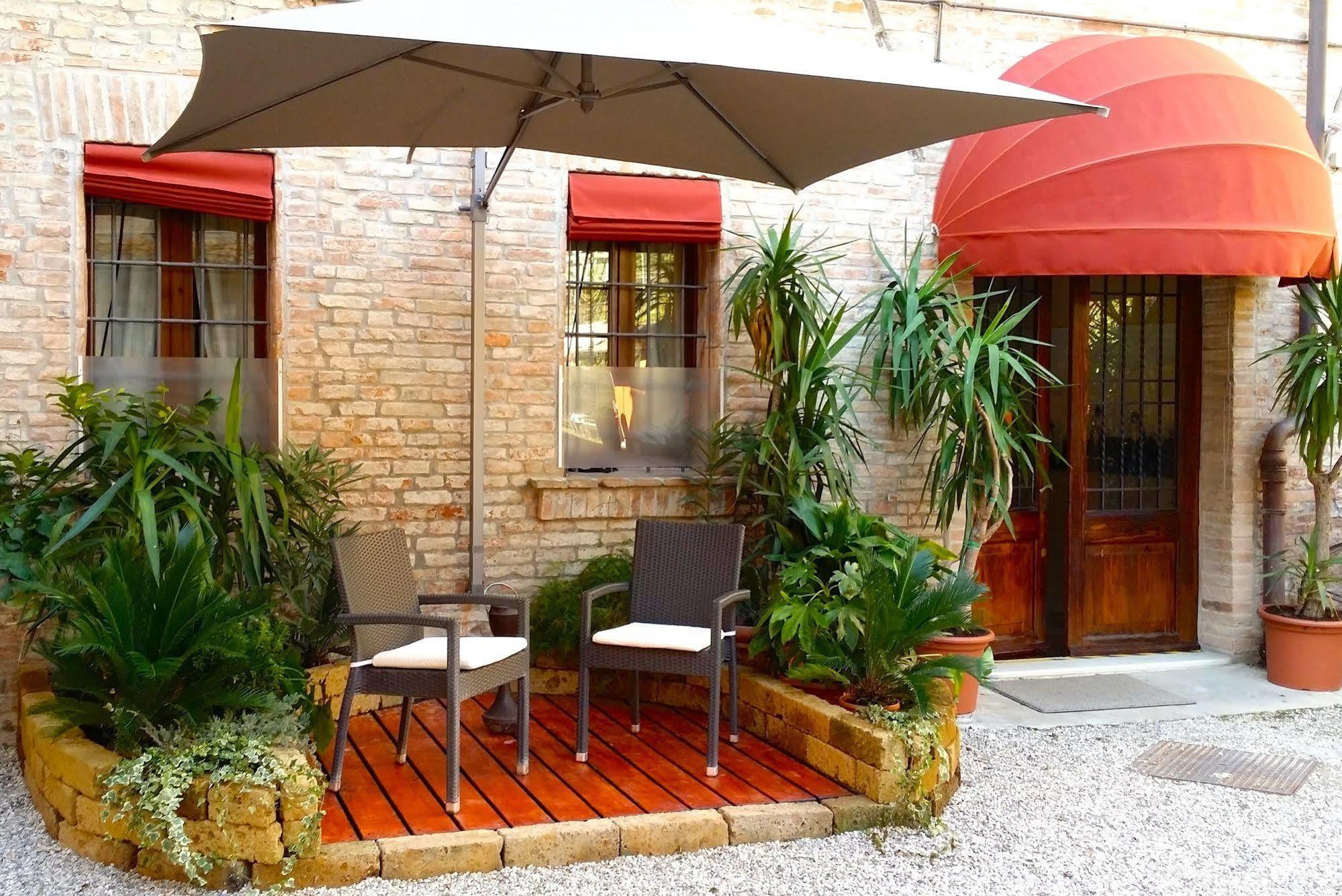 Alkimia Smart Rooms Ferrara Exterior foto